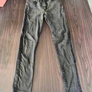 Women's Classic Black Skinny Jeans